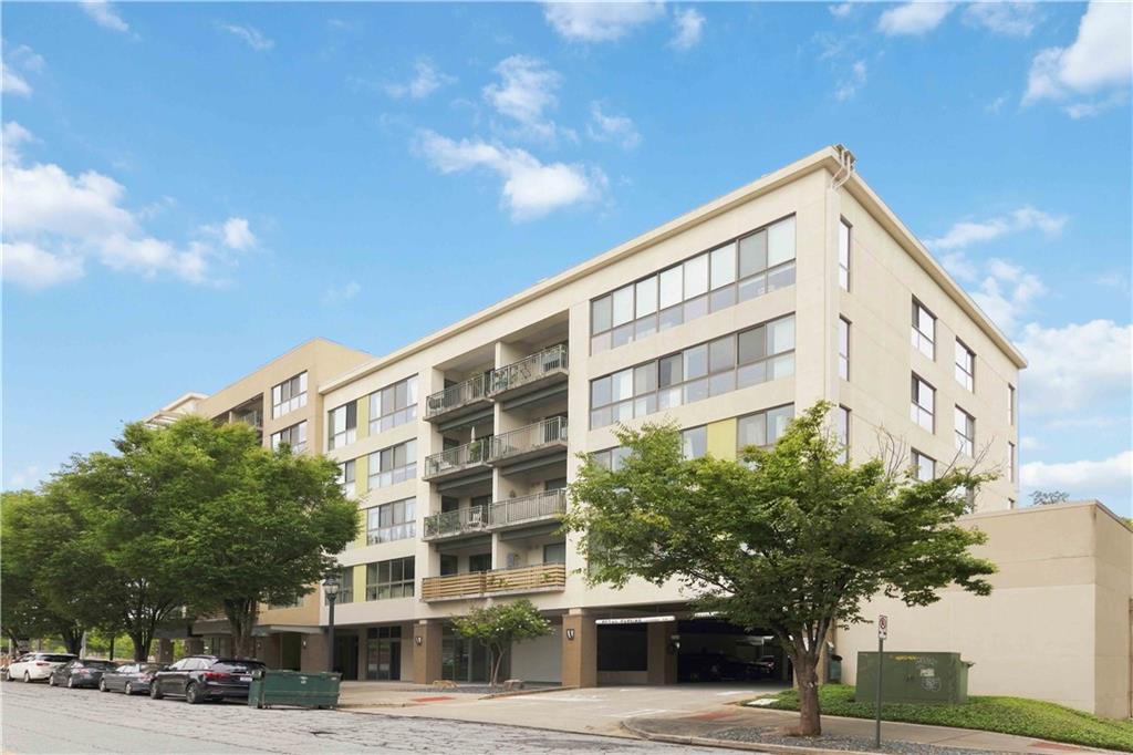 563 Memorial Dr. #302, Atlanta, GA 30312