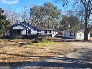 2455 Lake Harbin Rd., Morrow, GA 30260