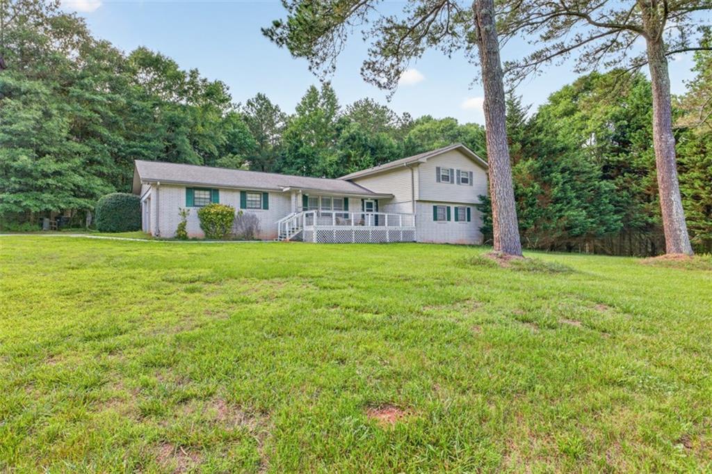 1981 Lee Peters Rd., Loganville, GA 30052