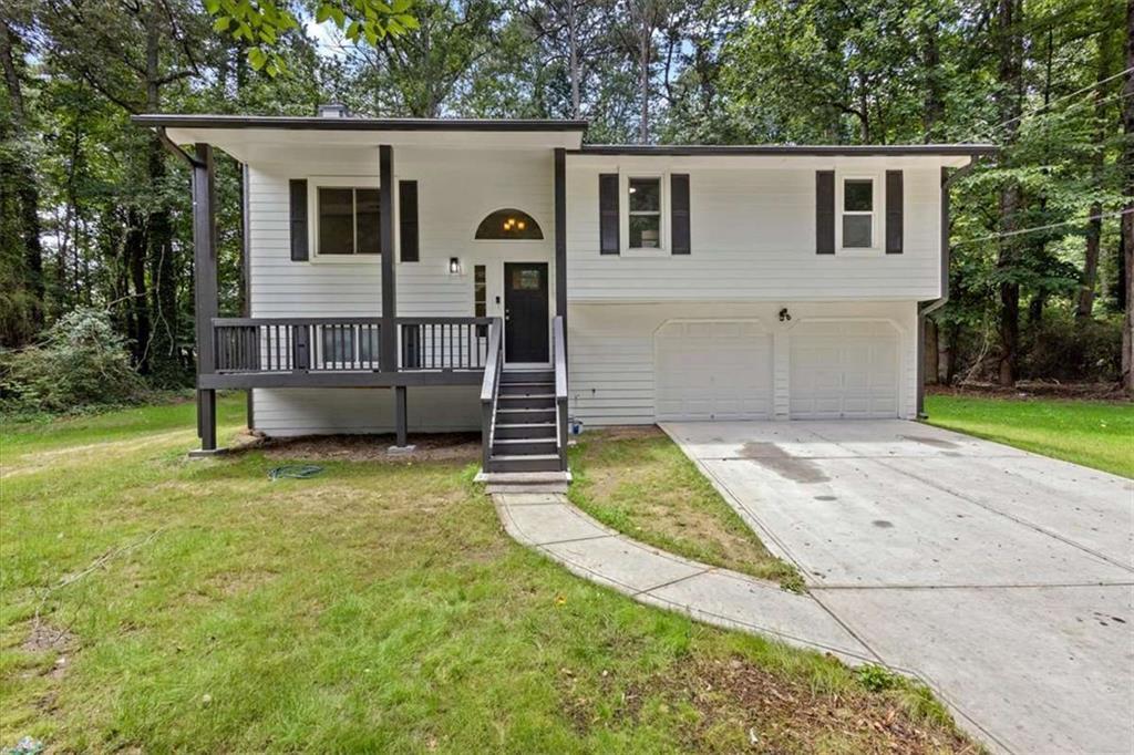 2152 Cedar Creek Ln., Lithia Springs, GA 30122