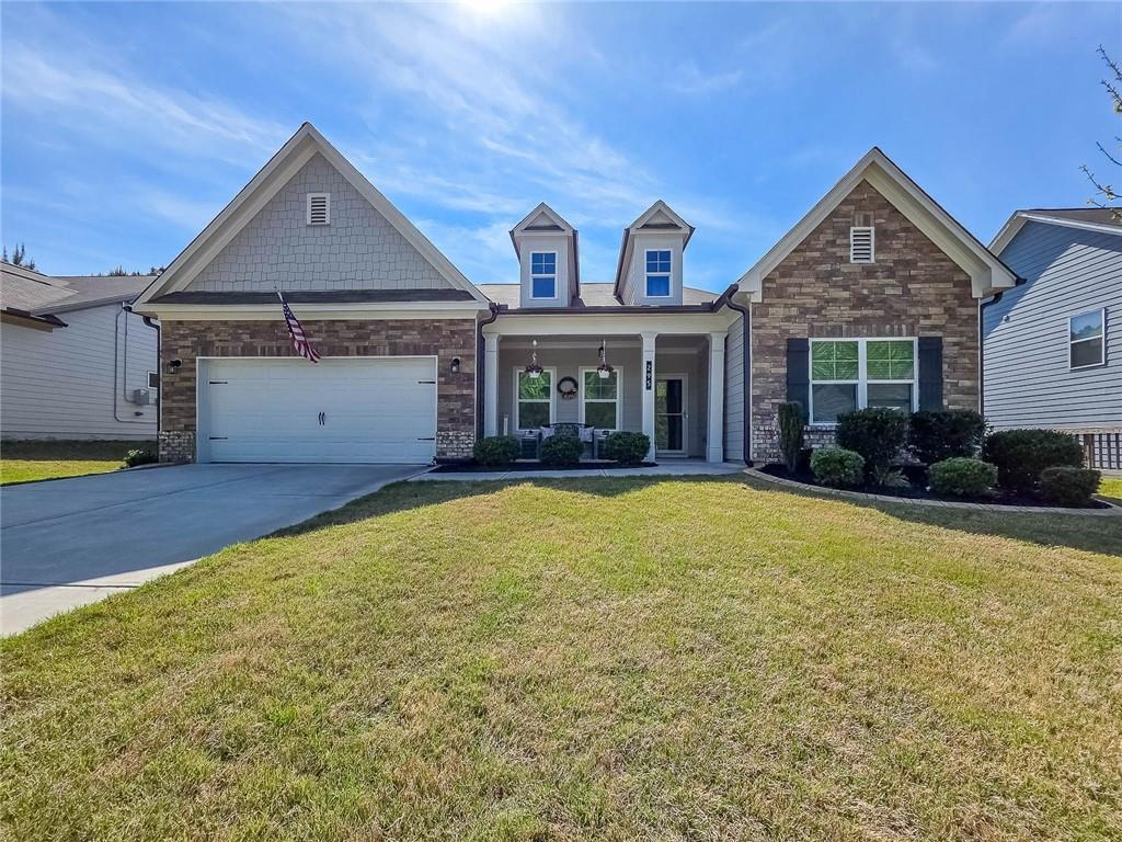 295 Crestbrook Ln., Dallas, GA 30157