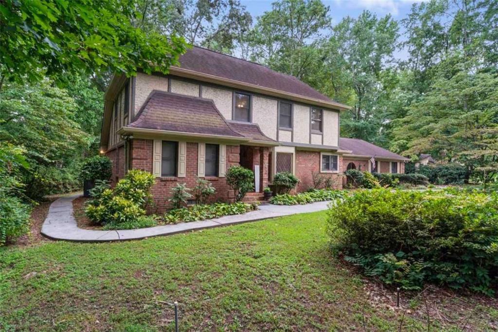 2645 Creek Indian Tr., Jonesboro, GA 30236