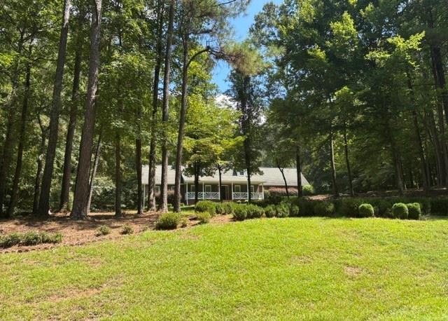 94 Deer Creek Tr., Hoschton, GA 30548