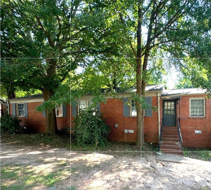 1756 Lisbon Dr., Atlanta, GA 30310