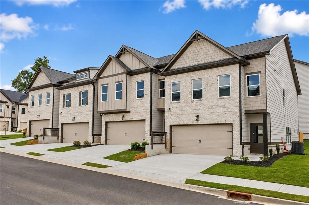 4305 Fern River Bend #22, Norcross, GA 30093