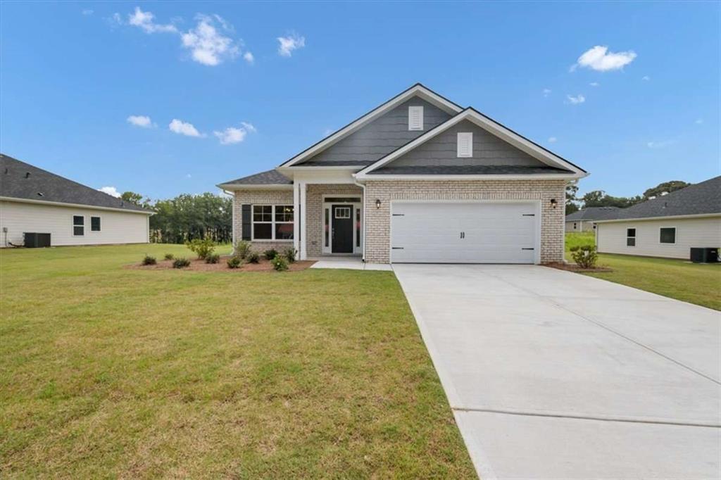 317 Angela Ave., Bowdon, GA 30108