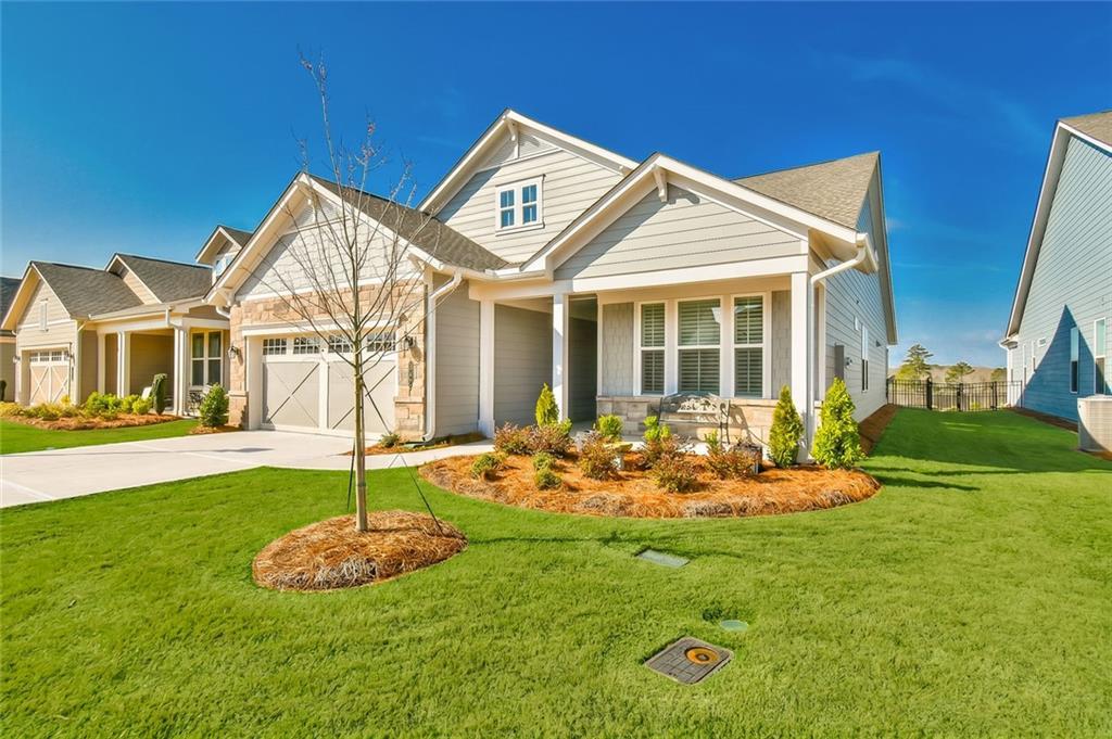 284 Pecks Ct., Hoschton, GA 30548