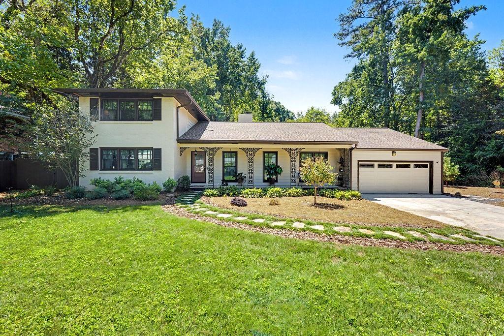 747 Starlight Ct., Atlanta, GA 30342