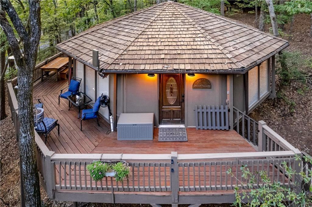 150 Treetopper Cir., Big Canoe, GA 30143