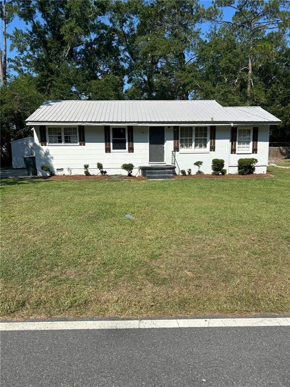118 Shamrock Ave., Jesup, GA 31545