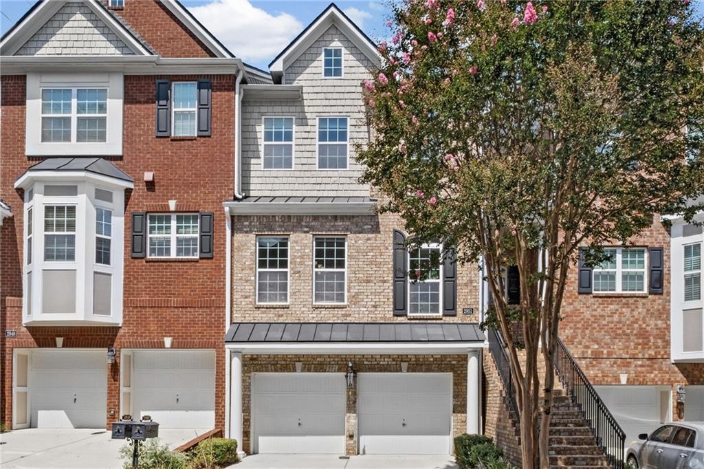 2951 Rivergreen Ln., Atlanta, GA 30339