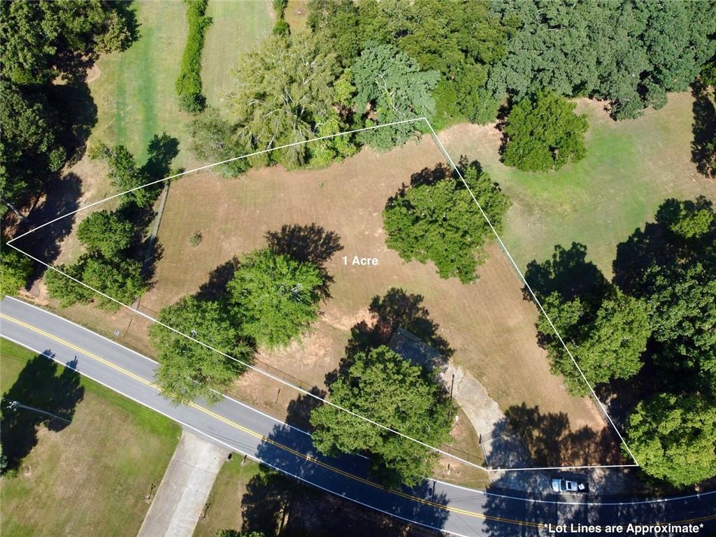 98 Clark Dr., Ellenwood, GA 30294
