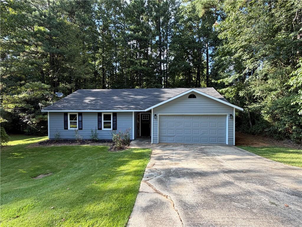 613 Blue Flag Ln., Fairburn, GA 30213