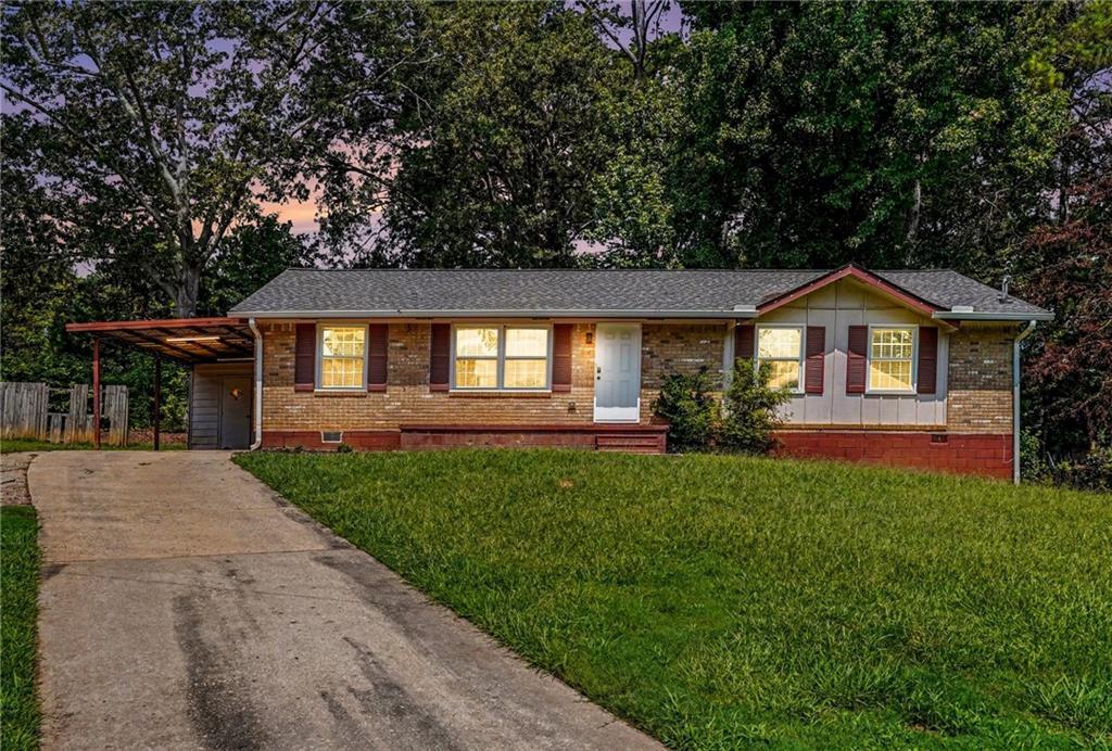 312 W Downing Ct., Jonesboro, GA 30238