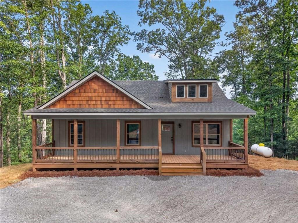 285 Parnell Dr., Ellijay, GA 30540