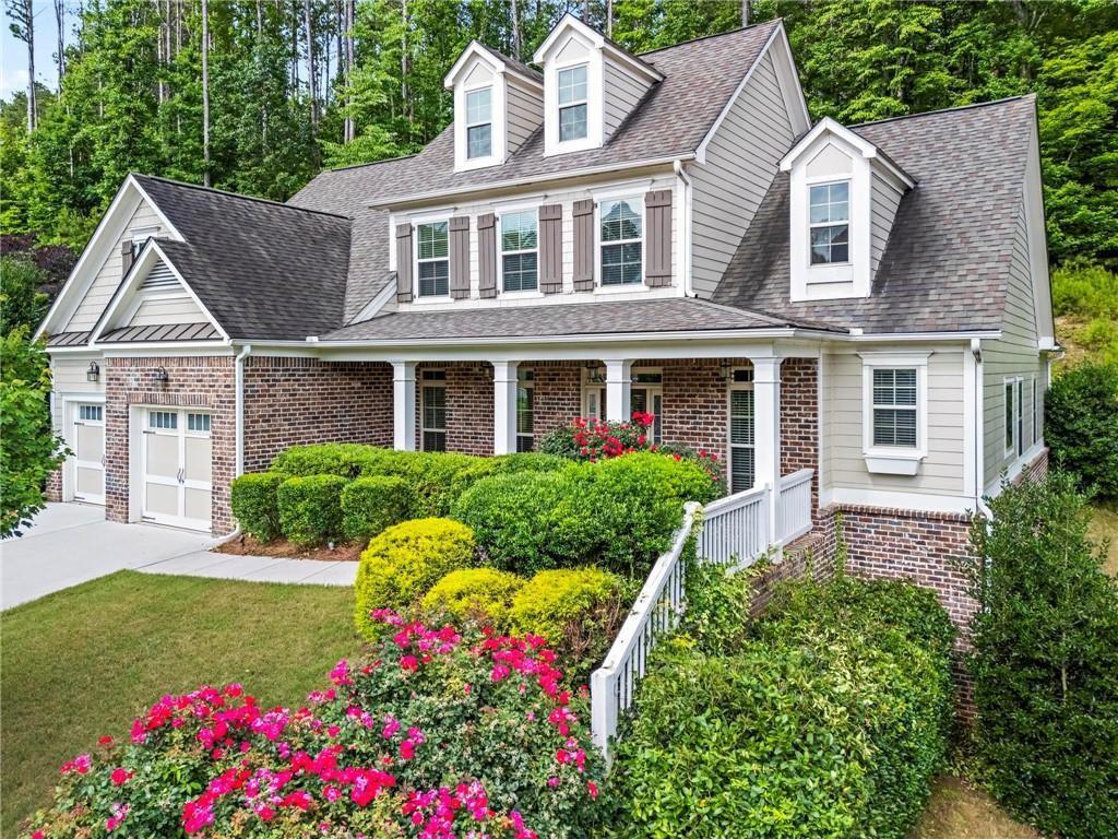 183 Lullwater Ln., Dallas, GA 30132