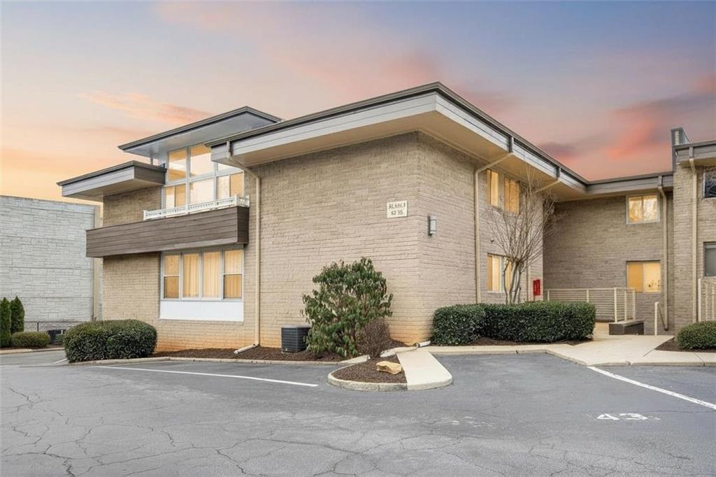 346 Carpenter Dr. #48, Atlanta, GA 30328