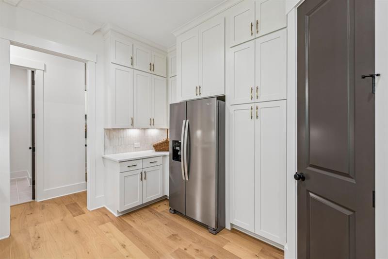 9110 Greenway Ct., Gainesville, GA 30506