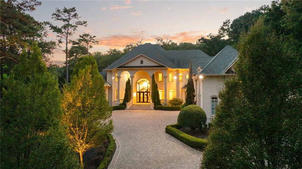 4870 Northside Dr., Sandy Springs, GA 30327