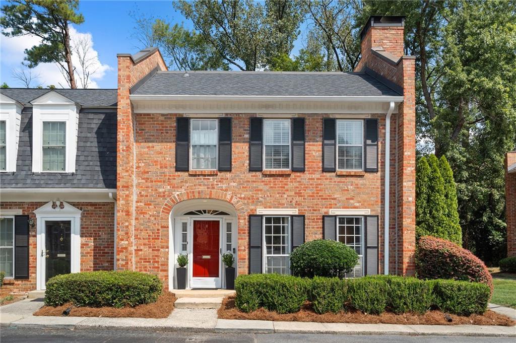 8 Kings Tavern Pl., Atlanta, GA 30318