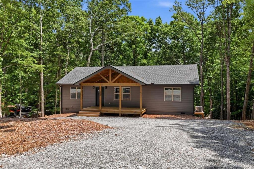 1883 Newport Dr., Ellijay, GA 30540