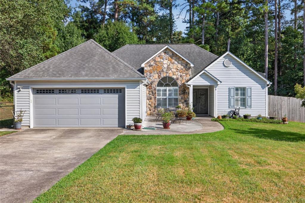 4290 Perrinton Tr., Loganville, GA 30052