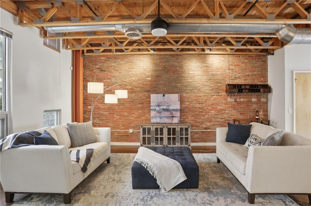1661 La France St. #319, Atlanta, GA 30307