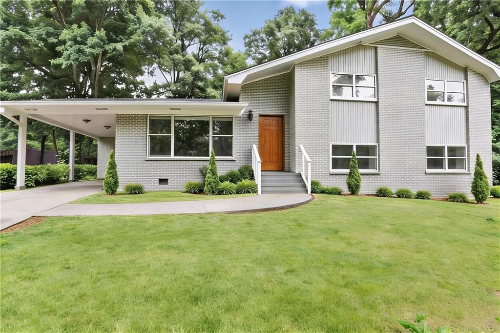 2572 Glenrock Dr., Decatur, GA 30032