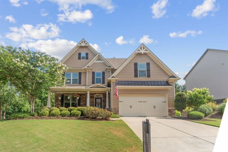 407 Riverwalk Manor Dr., Dallas, GA 30132