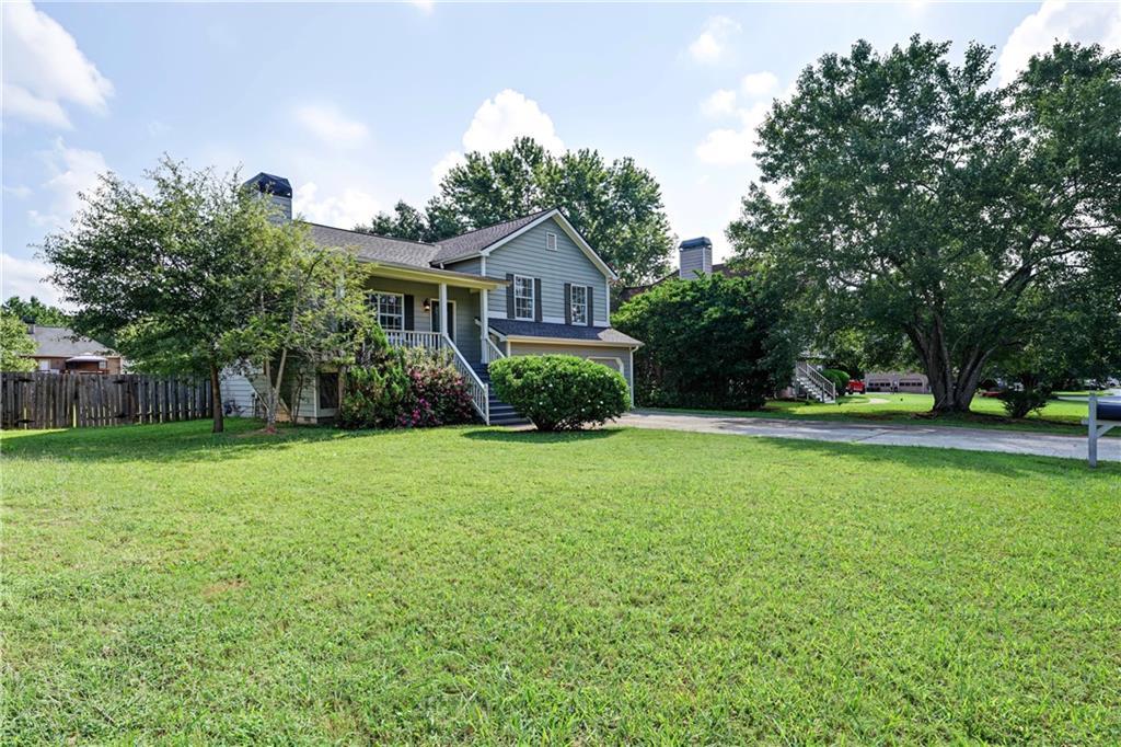 2765 Old Barn Tr., Powder Springs, GA 30127