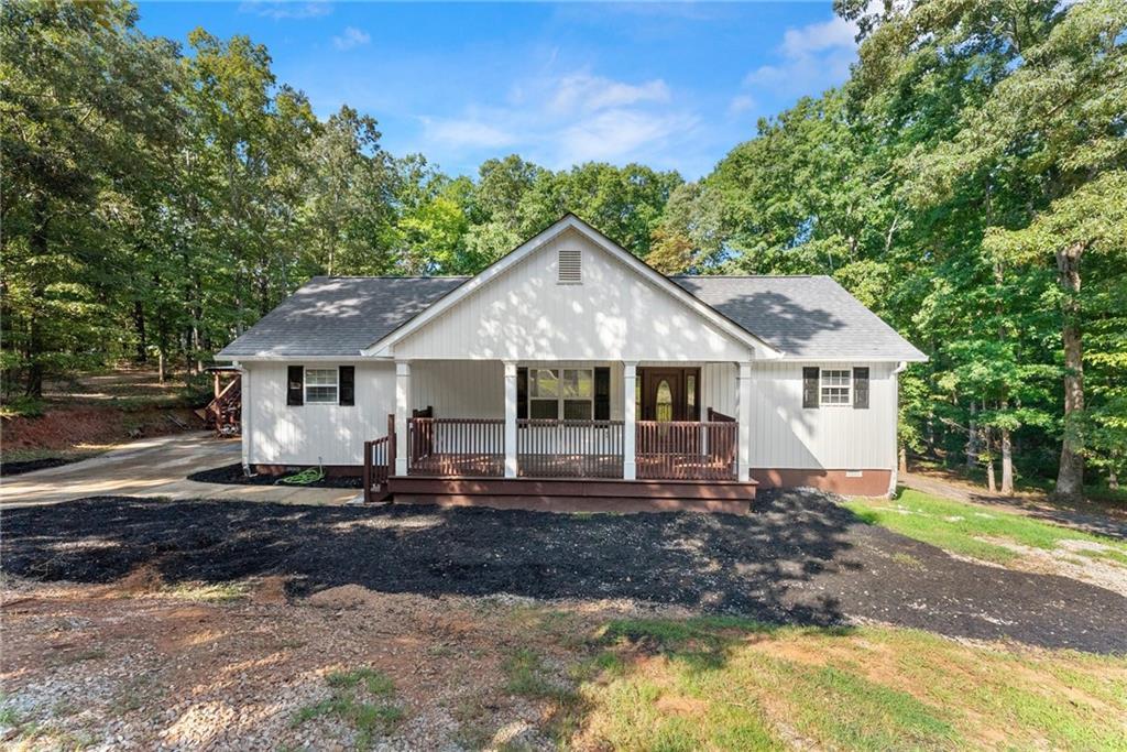 3528 Looper Lake Rd., Gainesville, GA 30506