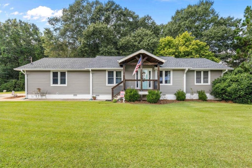 210 Poplar St., Bowdon, GA 30108