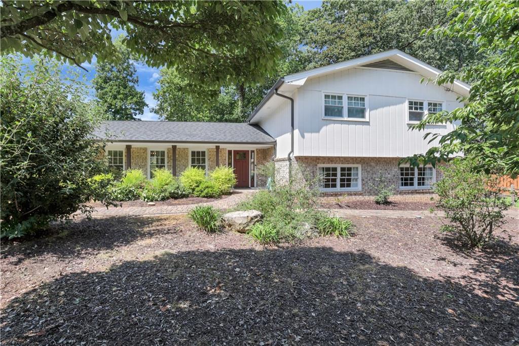 1564 Vernon Way Ct., Dunwoody, GA 30338