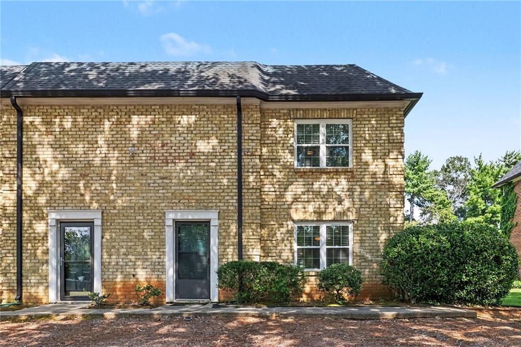 280 Winding River Rd. #F, Sandy Springs, GA 30350
