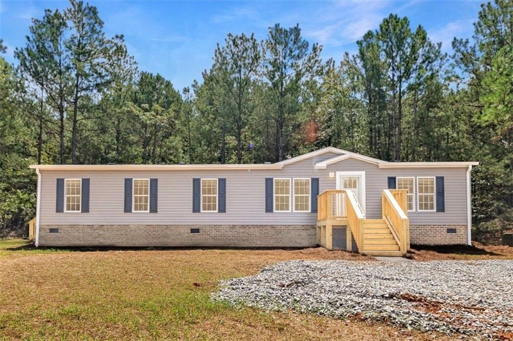 122 Hdr Dr., Maysville, GA 30558