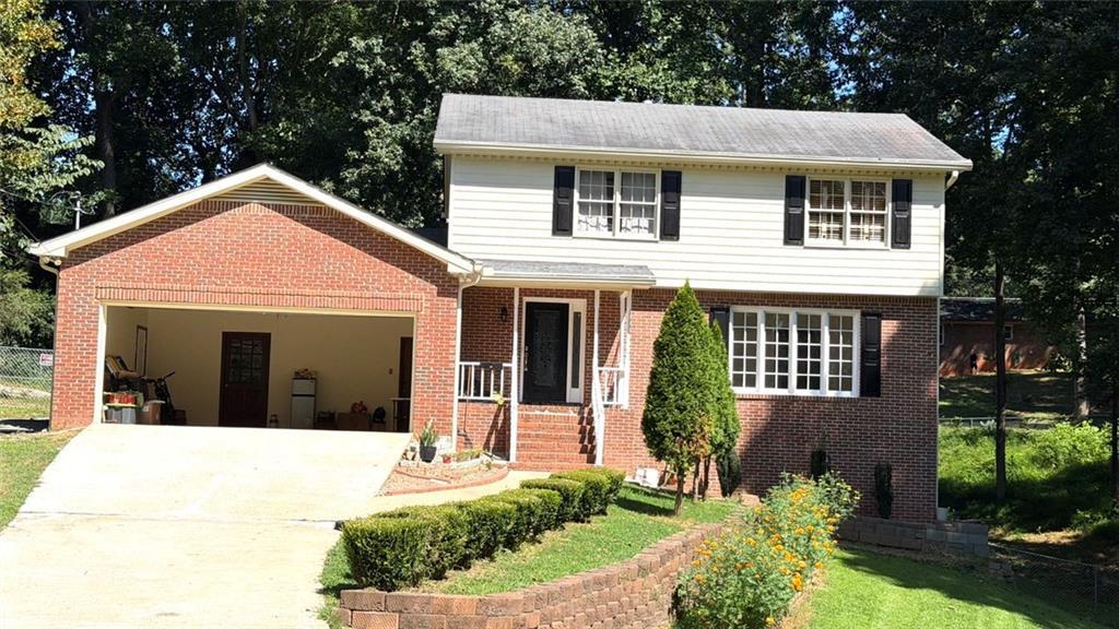 574 Hickory Hills Ct., Stone Mountain, GA 30083