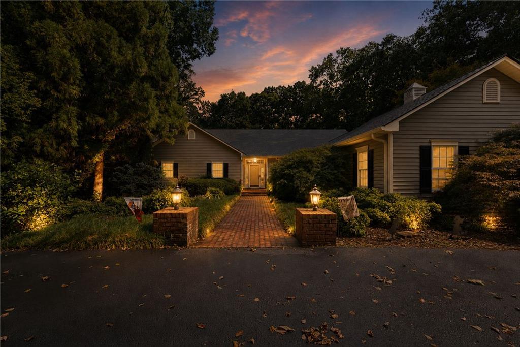 731 Hidden Lakes Tr., Jefferson, GA 30549