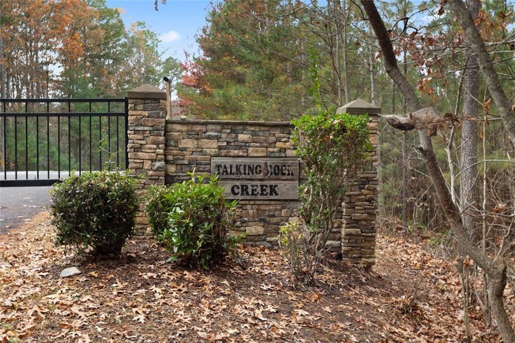 172 Hunter Dr., Talking Rock, GA 30175