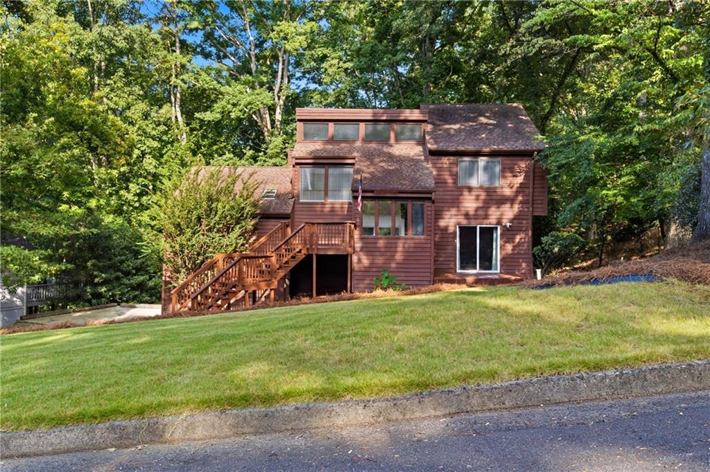 715 Lake Top Way, Roswell, GA 30076