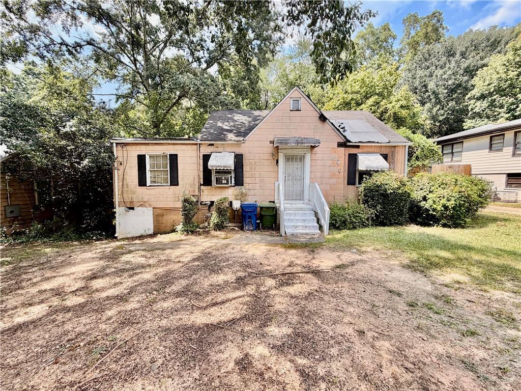 2661 Baker Ridge Dr., Atlanta, GA 30318