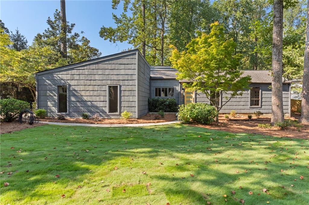 2571 Sandy Ct., Marietta, GA 30066