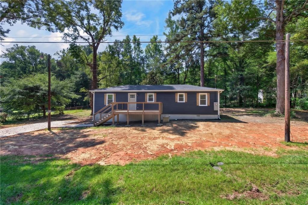2708 E County Line Rd., Lithia Springs, GA 30122