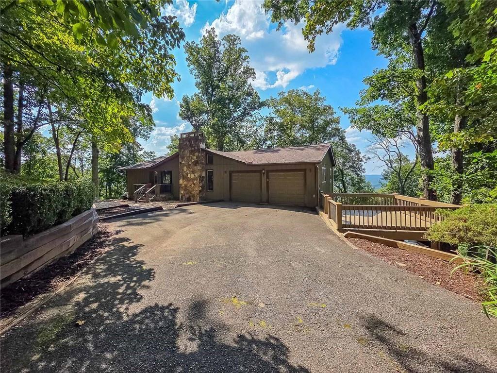 493 Starcross Ln., Jasper, GA 30143