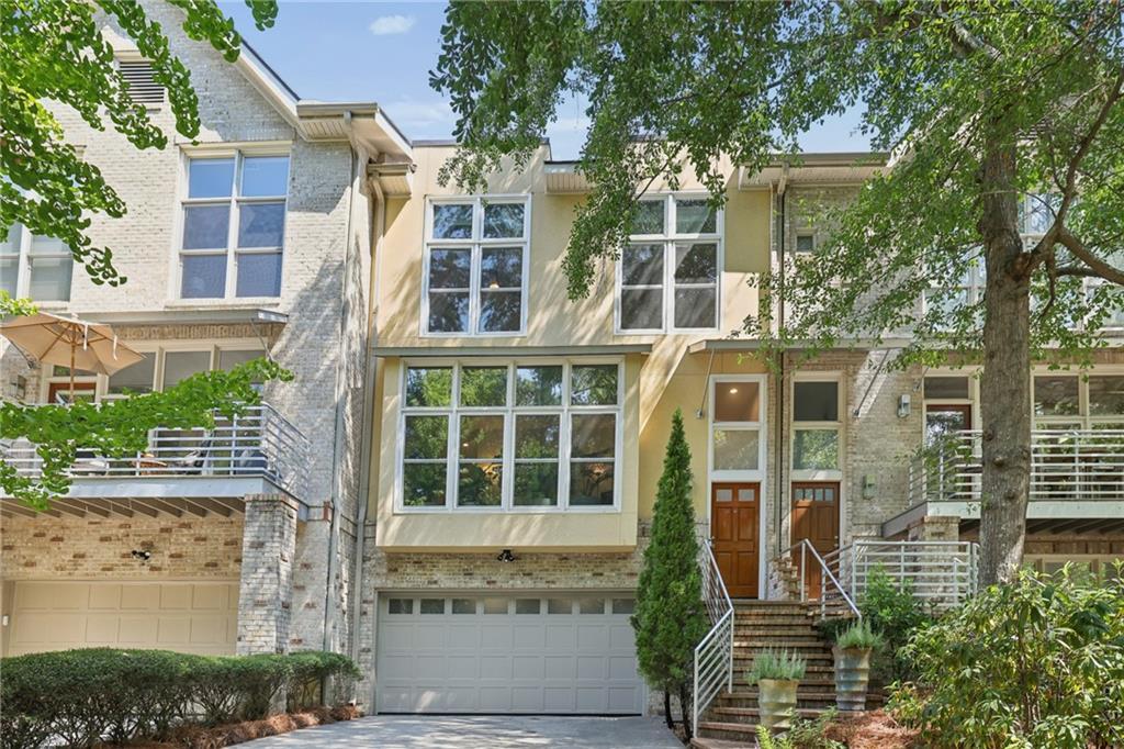 1334 Fernwood Cir., Atlanta, GA 30319