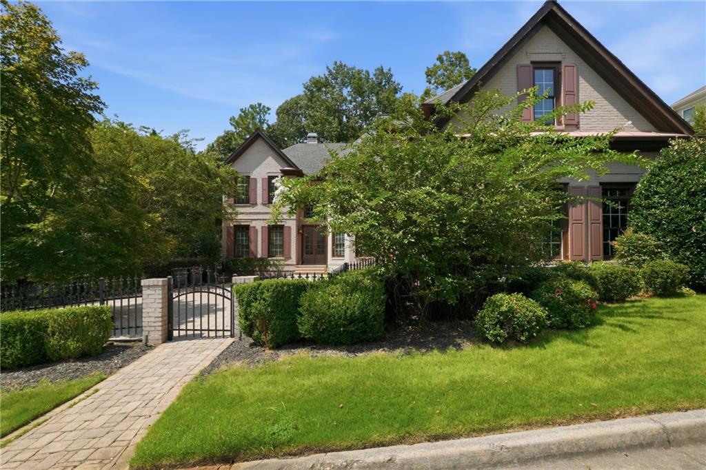 245 Steeple Point Dr., Roswell, GA 30076