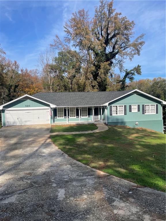 5205 Corinth Cir., Stone Mountain, GA 30087