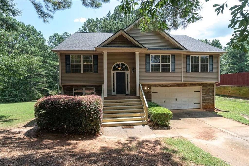 413 Tori Dr., Winder, GA 30680