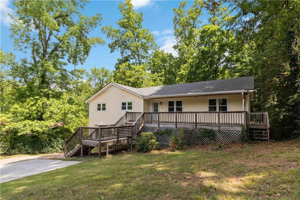 606 Echo Ln., Woodstock, GA 30189
