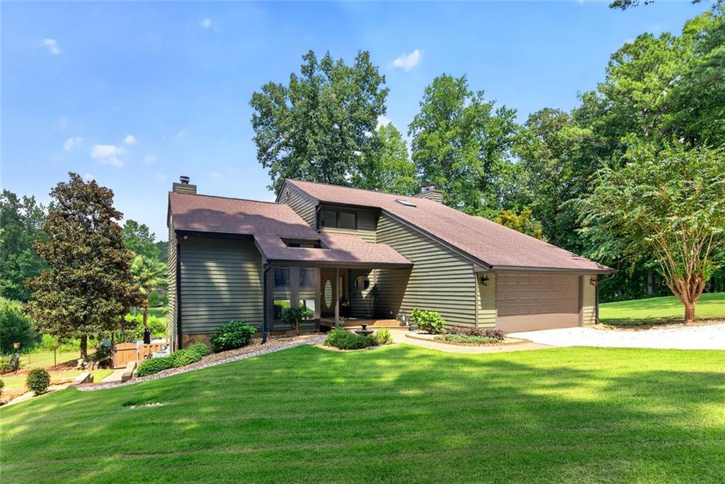 534 Adams Rd., Fayetteville, GA 30214