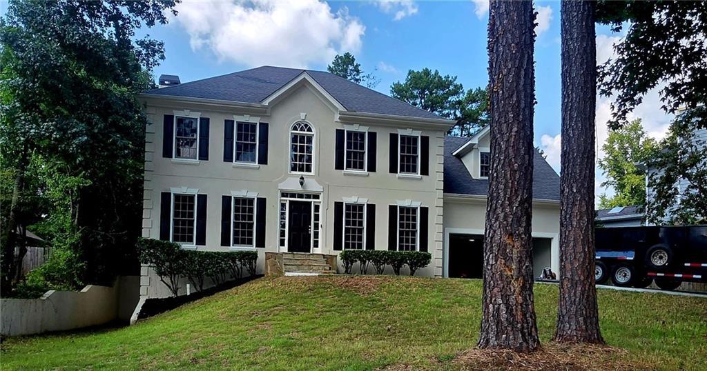 180 Shyrewood Dr., Lawrenceville, GA 30043